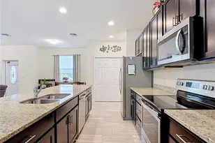 6027 Acorn Cir, Labelle, FL 33935 - Photo 12