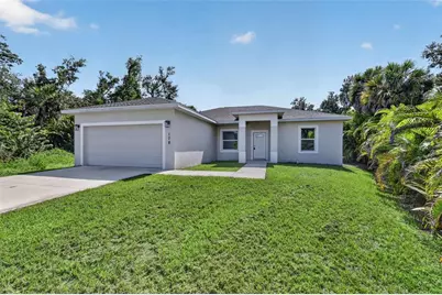 178 Green Pine Park, Rotonda West, FL 33947 - Photo 1