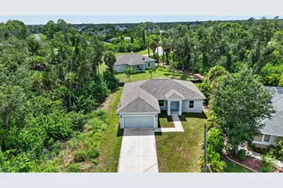 178 Green Pine Park, Rotonda West, FL 33947 - Photo 2