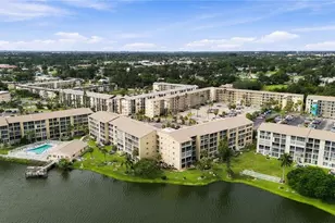 3617 Lake Bayshore Dr, Bradenton, FL 34205 - Photo 32