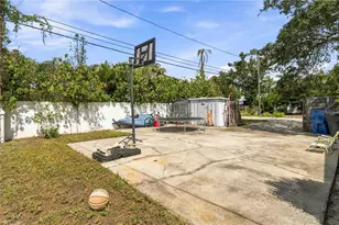801 51st Ave S, Saint Petersburg, FL 33705 - Photo 26