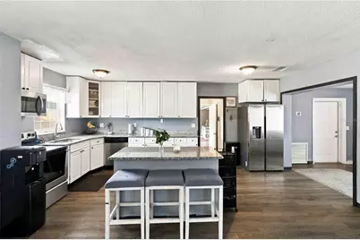 801 51st Avenue S, Saint Petersburg, FL 33705 - Photo 4