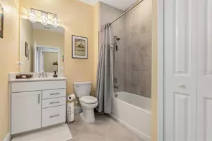 17640 Boracay Ct, Venice, FL 34293 - Photo 24