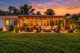 352 Oak St, Englewood, FL 34223 - Photo 8