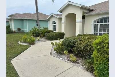 435 Rotonda Circle, Rotonda West, FL 33947 - Photo 2