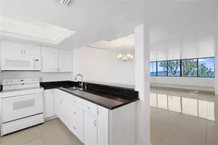 2617 Cove Cay Dr, Clearwater, FL 33760 - Photo 4
