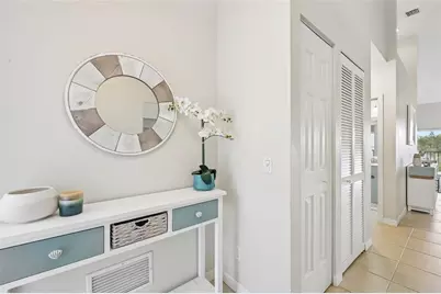 412 Sunset Lake Boulevard #202, Venice, FL 34292 - Photo 8