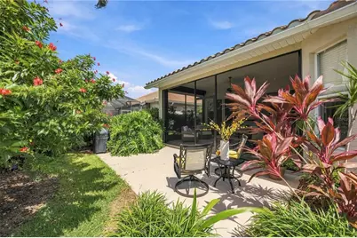 737 Misty Pine Drive, Venice, FL 34292 - Photo 8