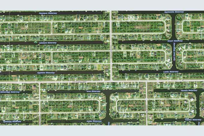 15544 Lakeland Circle, Port Charlotte, FL 33981 - Photo 4