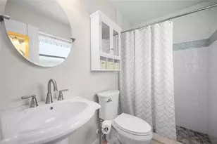1977 Beach Rd, Englewood, FL 34223 - Photo 10