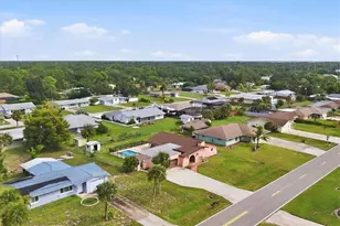 1484 Overbrook Rd, Englewood, FL 34223 - Photo 2