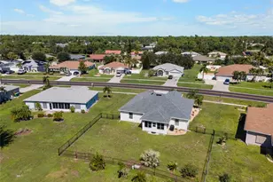 6279 Coliseum Blvd, Port Charlotte, FL 33981 - Photo 38