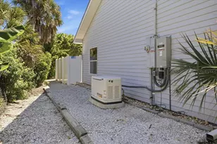 7376 Memorial Dr, Port Charlotte, FL 33981 - Photo 6
