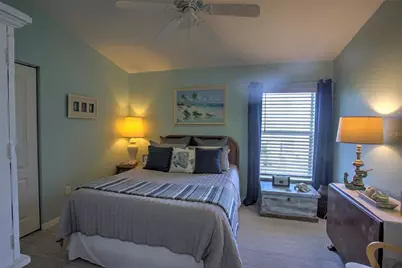 8101 Memory Lane #220, Rotonda West, FL 33947 - Photo 6