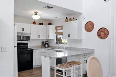 27 Mark Twain Lane, Rotonda West, FL 33947 - Photo 14