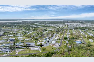 4203 Hollis Avenue, Port Charlotte, FL 33953 - Photo 4