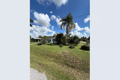 25 Warren Avenue, Englewood, FL 34223 - Photo 2