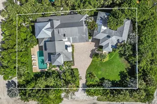 2021 20th St W, Boca Grande, FL 33921 - Photo 4