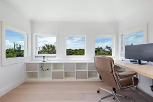 2021 20th St W, Boca Grande, FL 33921 - Photo 32