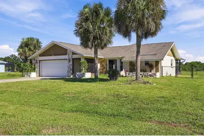 42 Pinehurst Court, Rotonda West, FL 33947 - Photo 2