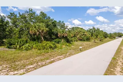 19172 Ridge Avenue, Port Charlotte, FL 33954 - Photo 6