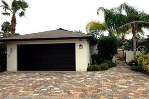 87 Club House Dr, Palm Coast, FL 32137 - Photo 2