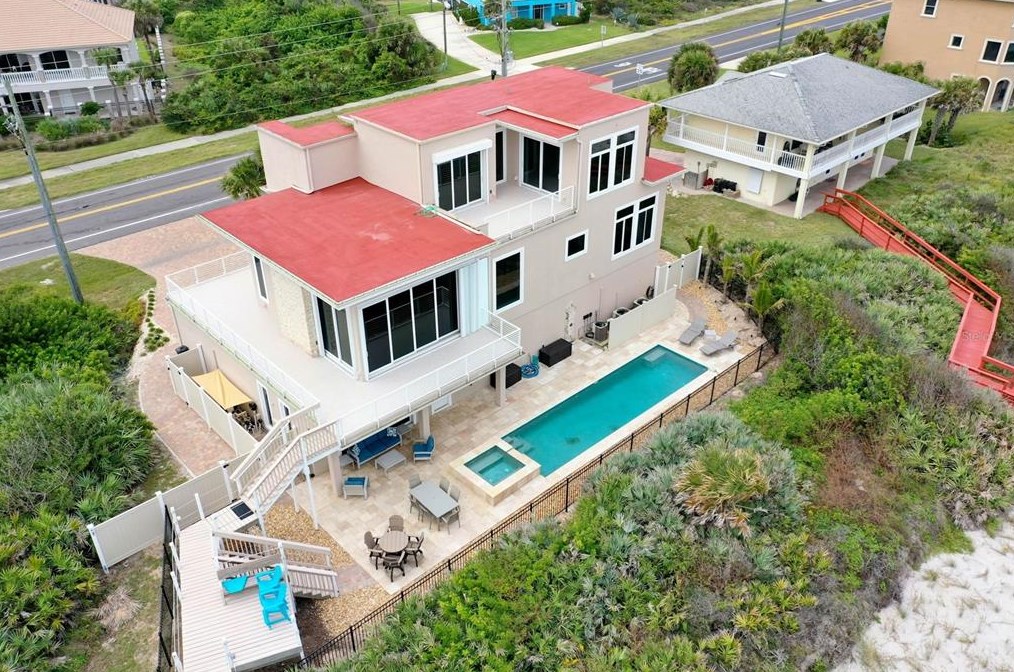 2711 Oceanshore Blvd, Flagler Beach FL  32136-4016 exterior