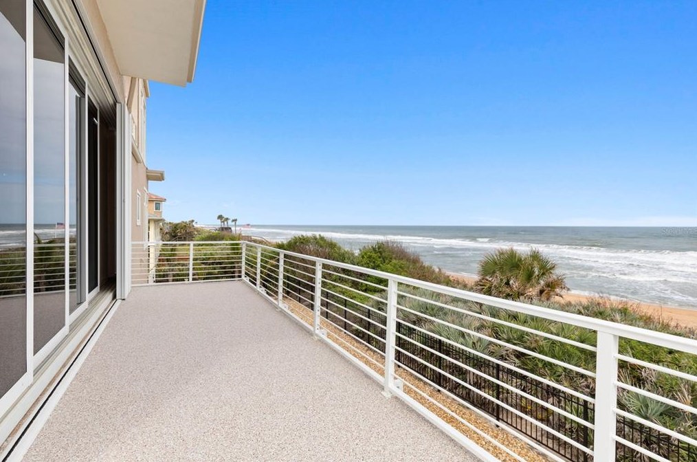 2711 Oceanshore Blvd, Flagler Beach FL  32136-4016 exterior