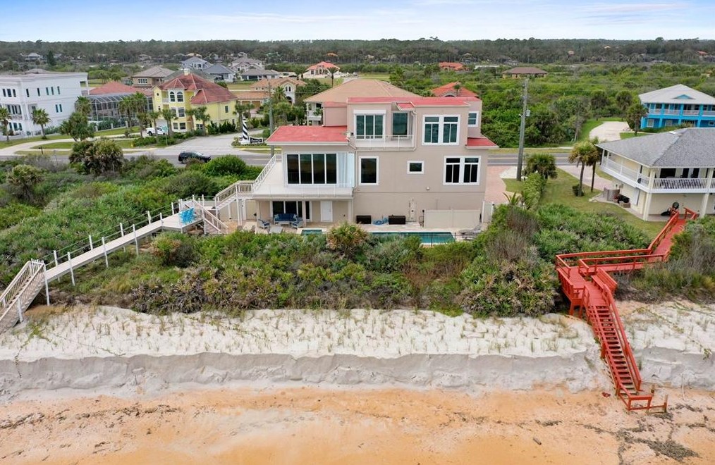 2711 Oceanshore Blvd, Flagler Beach FL  32136-4016 exterior