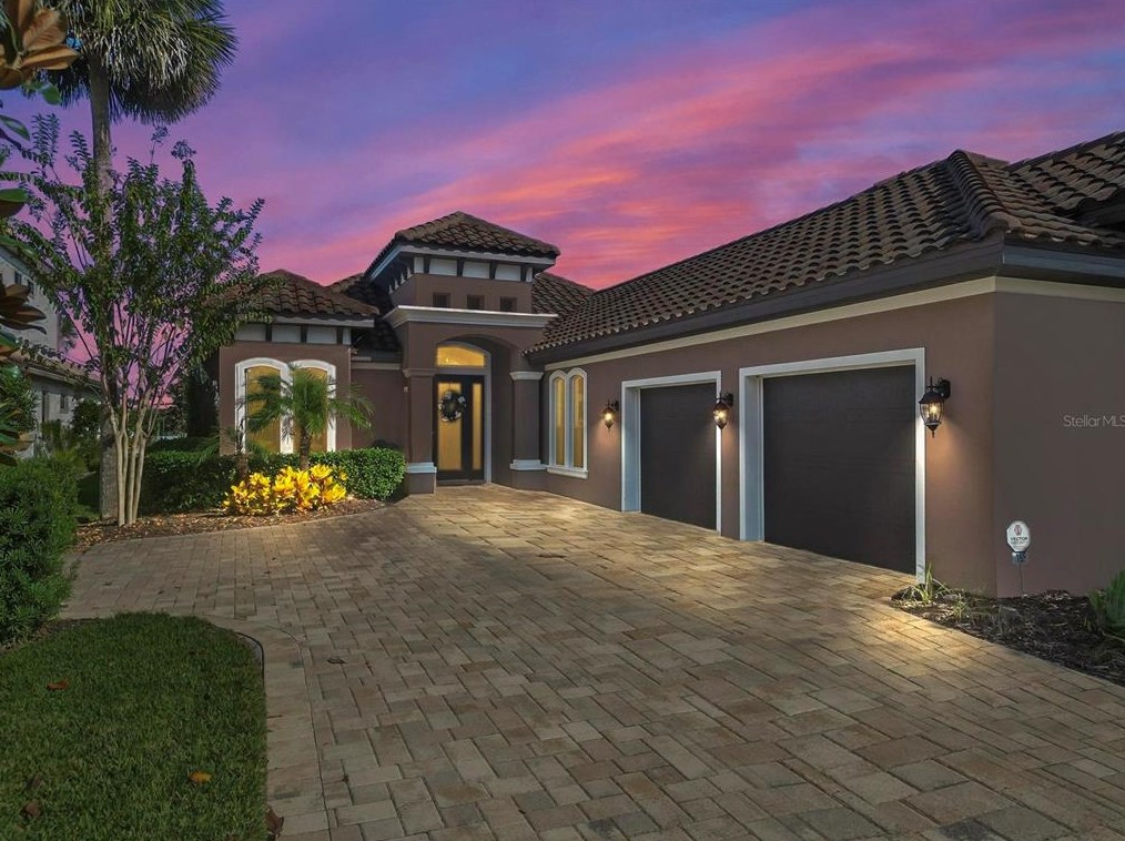 165 Riverwalk Dr, Palm Coast, FL 32137-1319