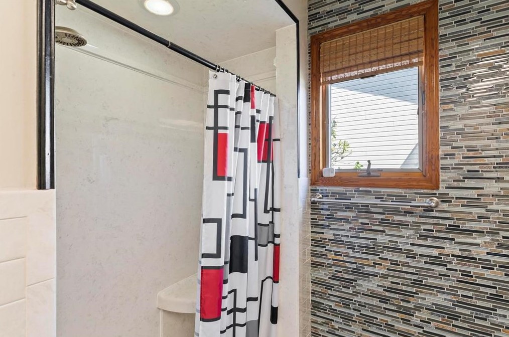 5 Crazy Horse Ct, Palm Coast FL  32137-9009 exterior