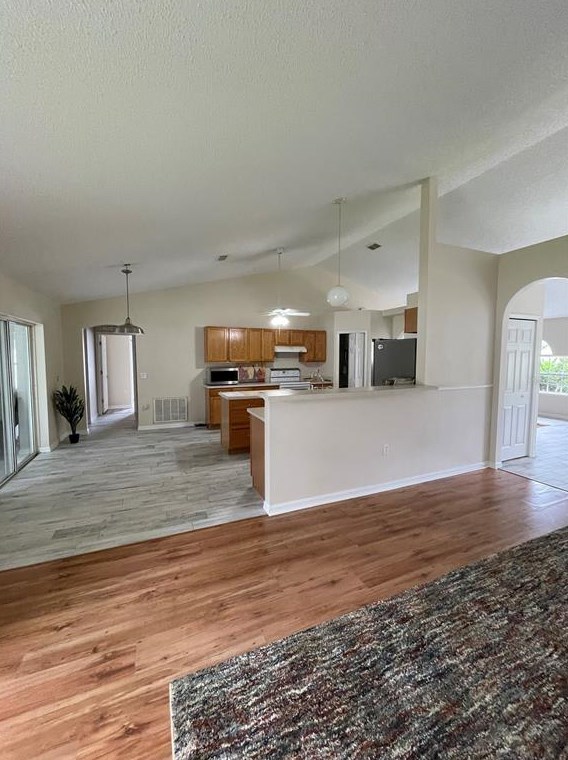 20 Poinciana Ln, Palm Coast FL  32164-6771 exterior