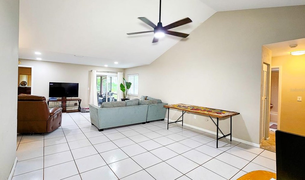 63 Briarvue Ln, Palm Coast, FL 32137-8742