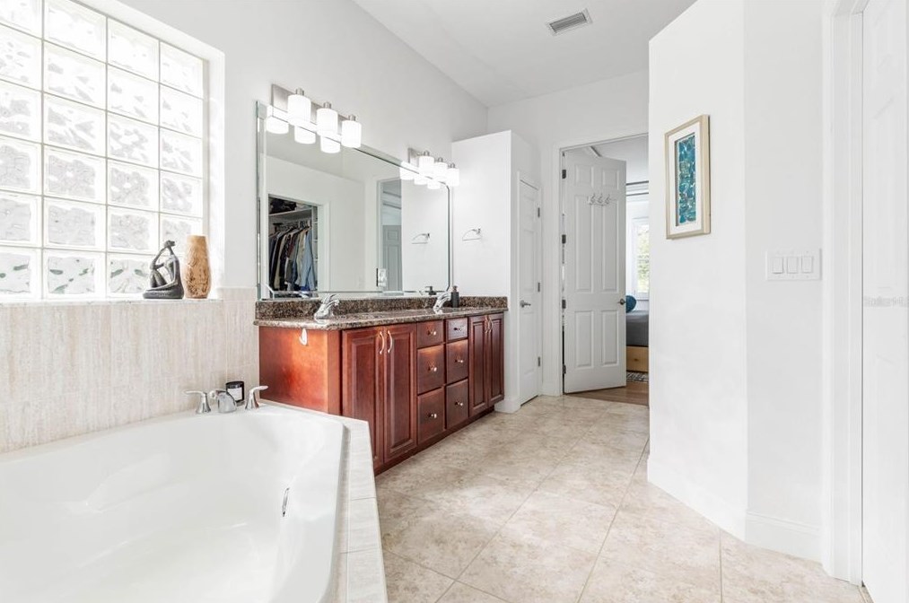 3 Sailfish Dr, Palm Coast FL  32137-1408 exterior