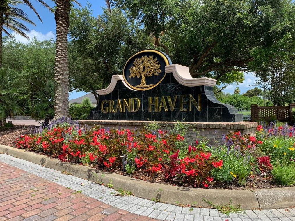 3 Sailfish Dr, Palm Coast FL  32137-1408 exterior