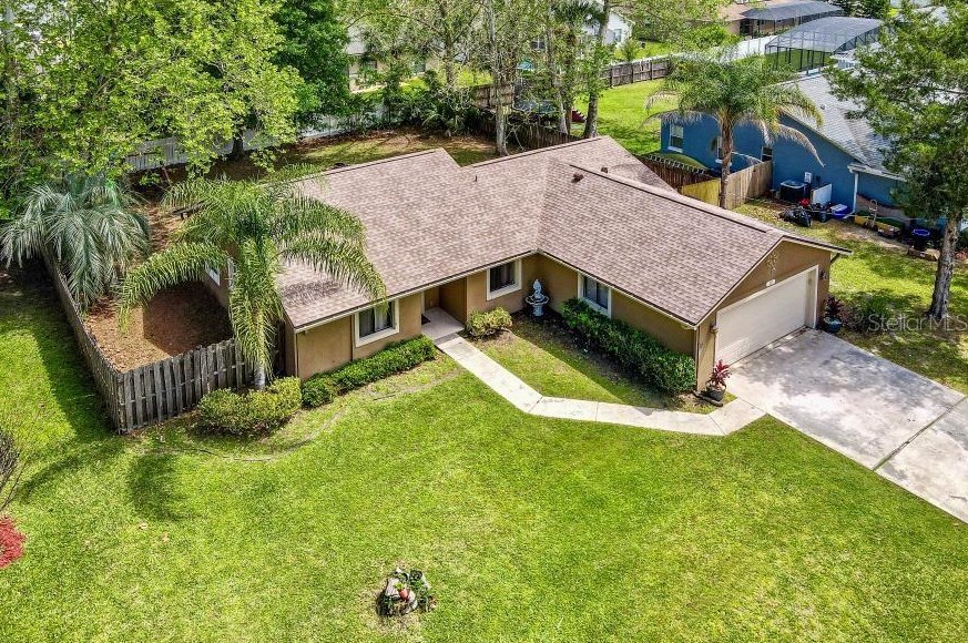 27 Westglen Ln, Palm Coast, FL 32164-4045
