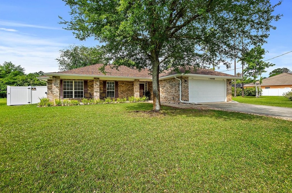 49 Kankakee Trl, Palm Coast, FL 32164-5648