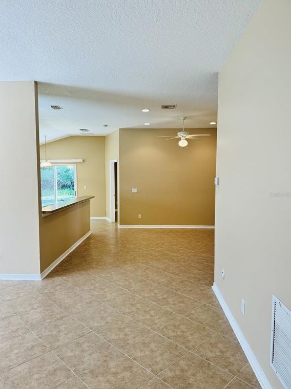17 Postman Ln, Palm Coast, FL 32164