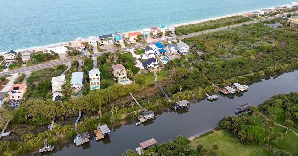 3310 Oceanshore Blvd, Flagler Beach FL  32136-2773 exterior