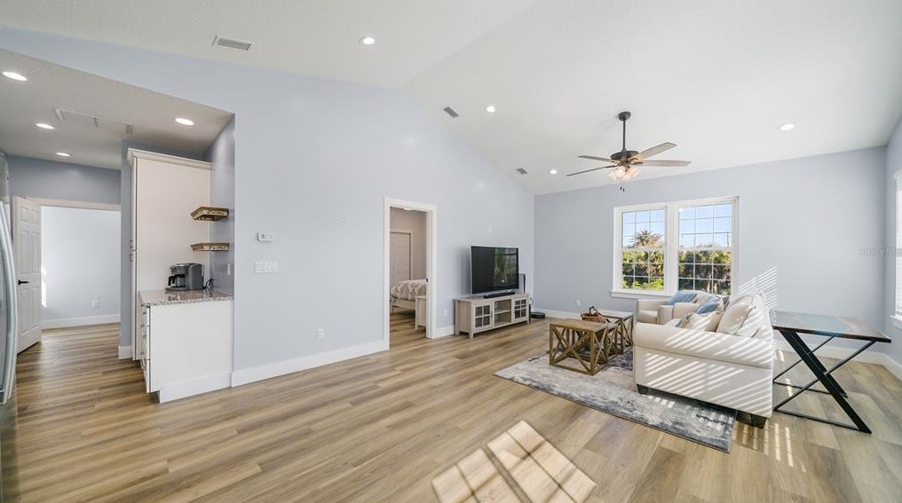 3310 Oceanshore Blvd, Flagler Beach FL  32136-2773 exterior