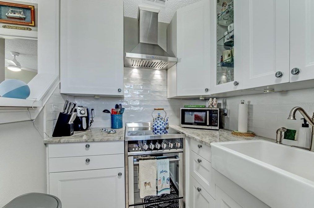 8 Oriole Circle A, Ormond Beach, FL 32176
