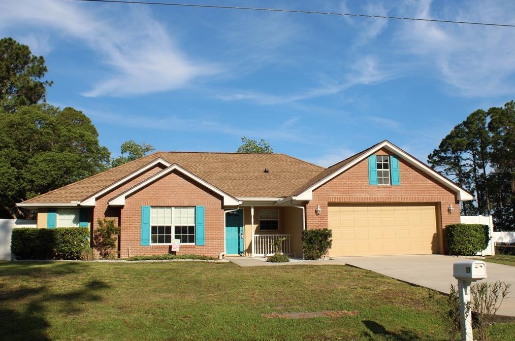 17 Woodbury, Palm Coast FL  32164-7942 exterior