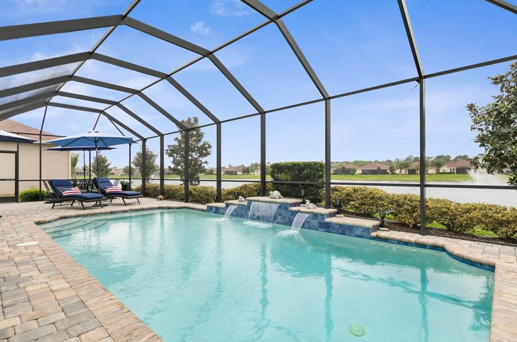 44 Arena Lake Dr, Palm Coast, FL 32137