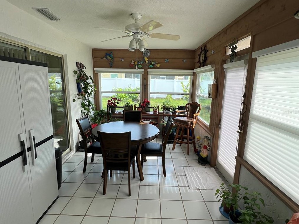12 Westcliffe Ln, Palm Coast FL  32164-7801 exterior