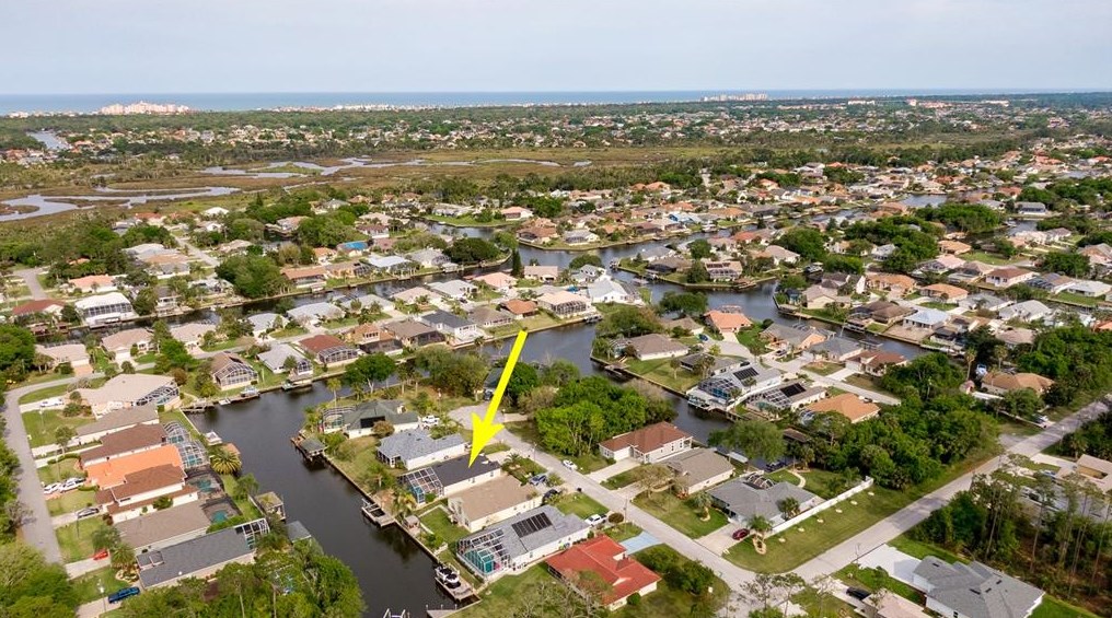 9 Clement Ct, Palm Coast, FL 32137-9045