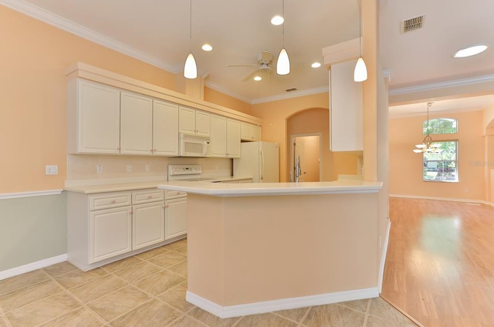 1446 Dolph Cir, Ormond Beach FL  32174-2891 exterior