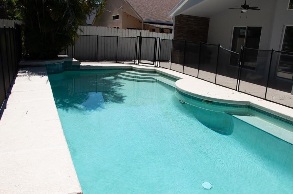 2421 Walnut Heights Rd, Apopka FL  32703-4854 exterior