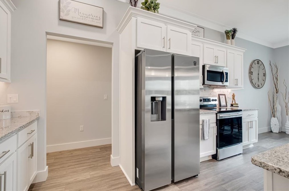 6 Ln Mancha Dr, Palm Coast FL  32137-9610 exterior