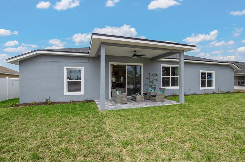 6 Ln Mancha Dr, Palm Coast FL  32137-9610 exterior