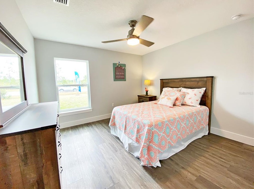 6 Ln Mancha Dr, Palm Coast FL  32137-9610 exterior